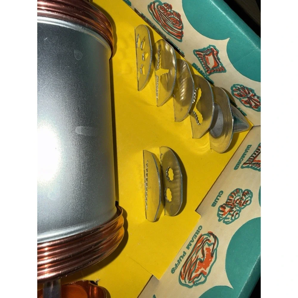 Mirro vintage cookie
